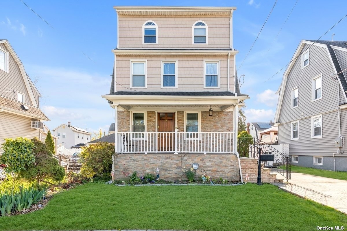 #1 photo, 62 Avondale Street, Valley Stream , NY 11581