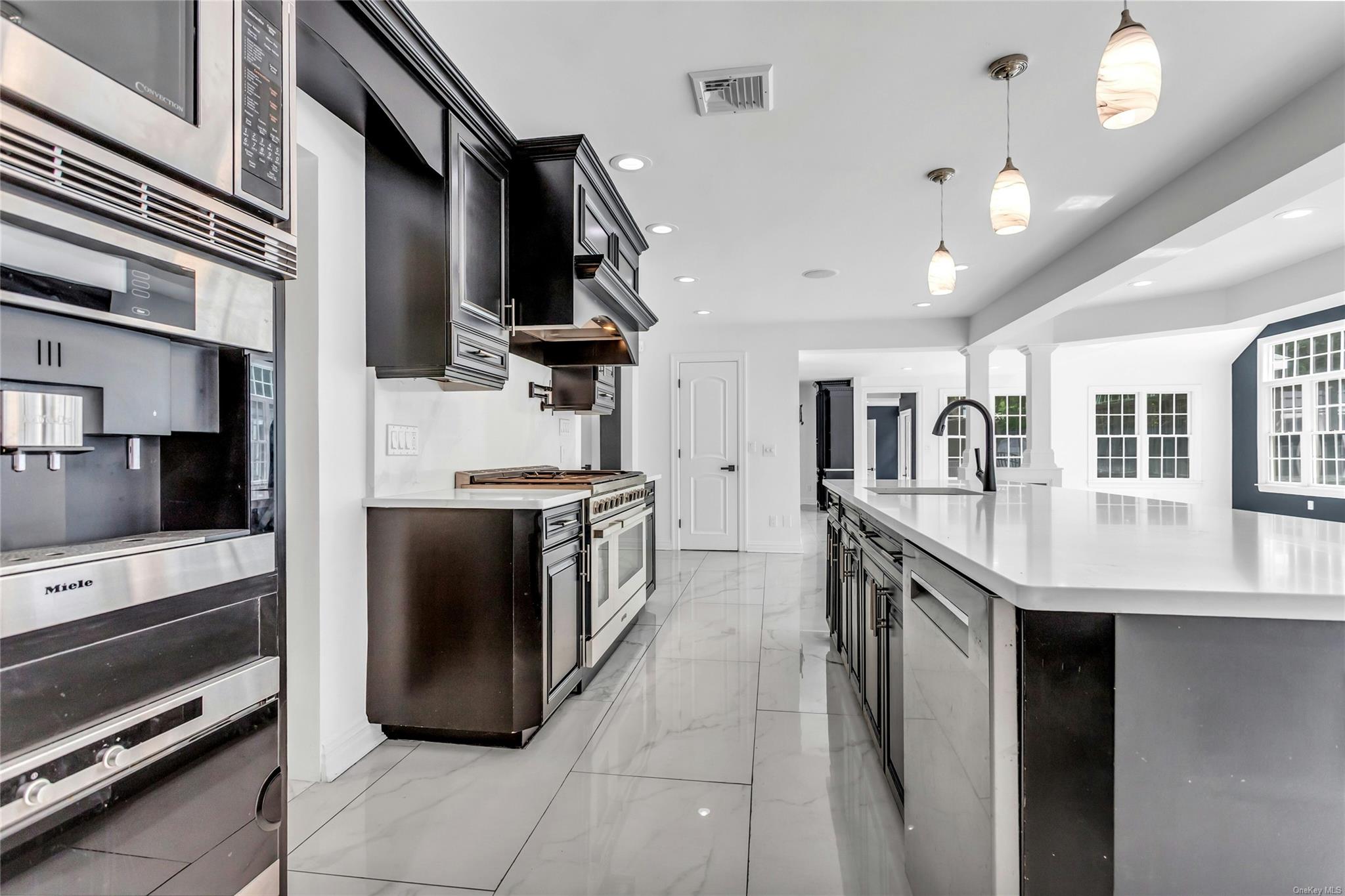 #12 photo, 26 Clipper Drive, サフォーク郡 Northport , NY 11768