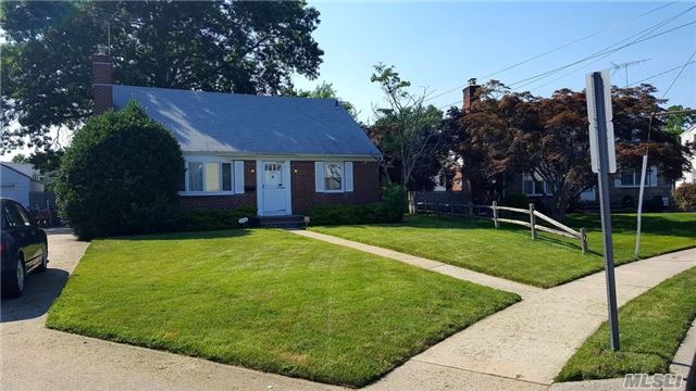 #1 photo, 2946 Court Street, ナッソー郡 Oceanside , NY 11572