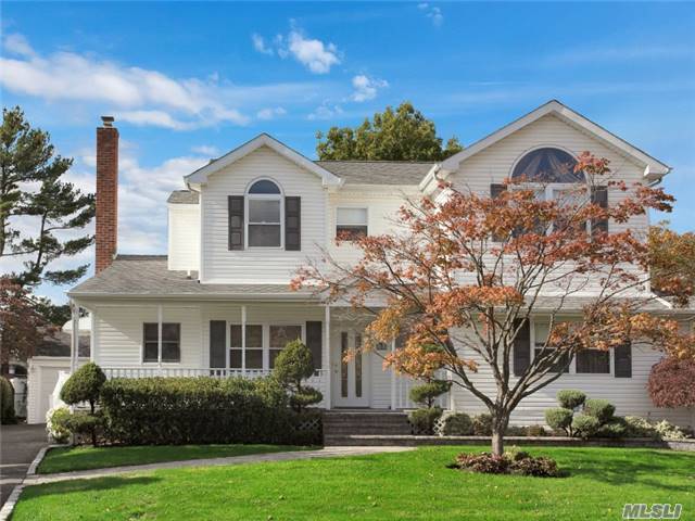#1 photo, 4 Chadwick Road, Syosset , NY 11791