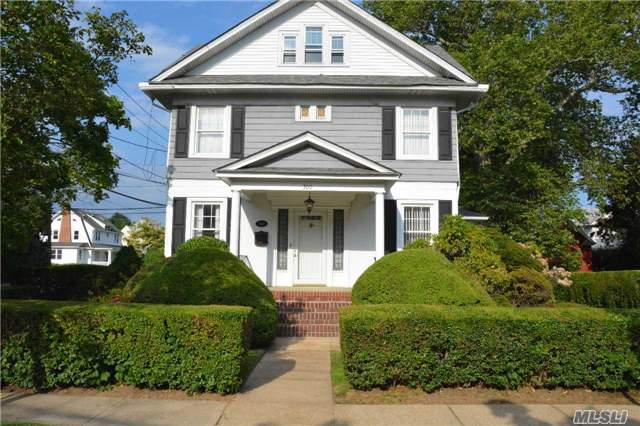#1 photo, 300 Denton Avenue, 长岛 Lynbrook , NY 11563