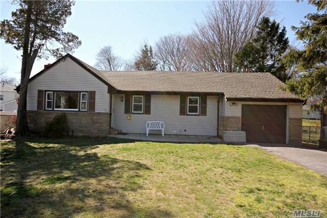 #1 photo, 6 Cypress Avenue, Саффолк ‖ Bay Shore , NY 11706