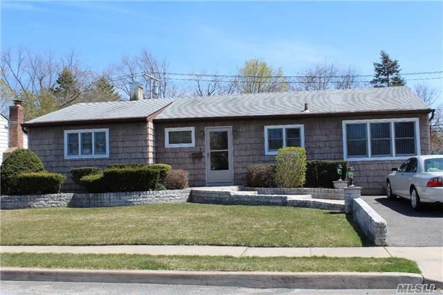 #1 photo, 53 Hope Drive, Plainview , NY 11803