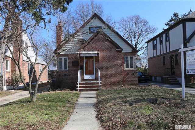 #1 photo, 75-37 177 Street, Fresh Meadows , NY 11366