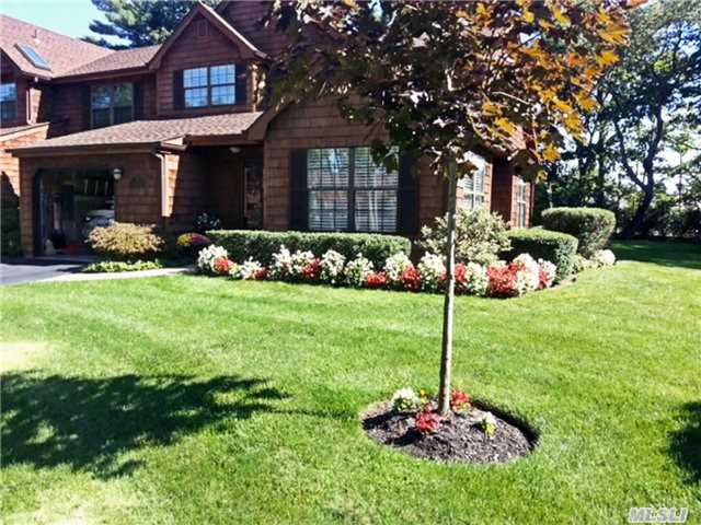 #1 photo, 18 Sutton Place, 롱 아일랜드 Islip , NY 11751