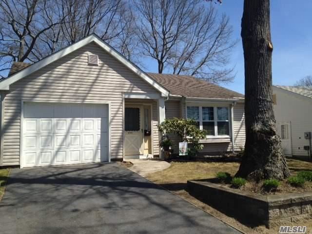 #1 photo, 116 Sheffield Drive, サフォーク郡 Ridge , NY 11961