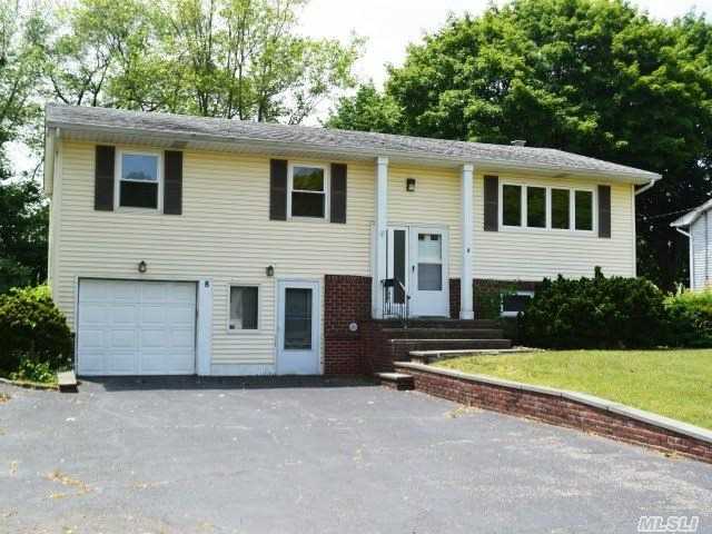#1 photo, 8 Ashland Drive, サフォーク郡 Kings Park , NY 11754