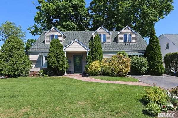 #1 photo, 43 12th Street, নাসাউ কাউন্টি Carle Place , NY 11514