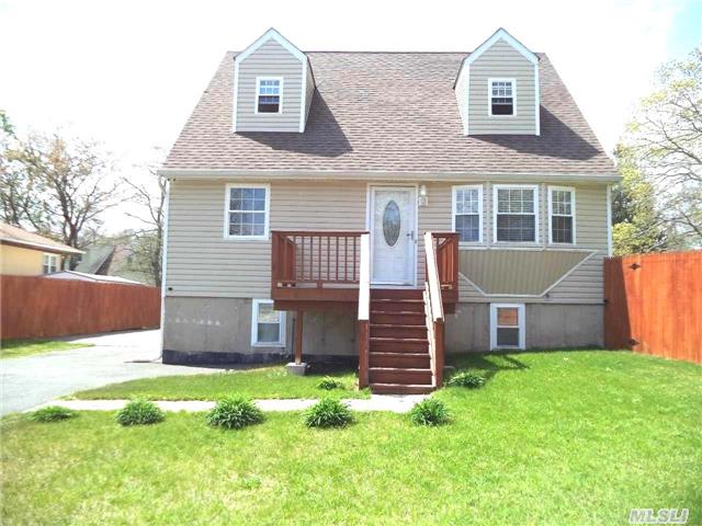 #1 photo, 86 Johns Neck Road, サフォーク郡 Shirley , NY 11967