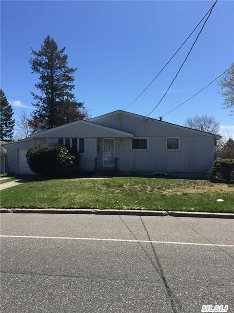 #1 photo, 204 Lake Avenue, Deer Park , NY 11729