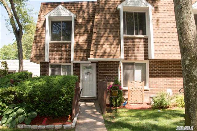 #1 photo, 57 Birchwood Drive, サフォーク郡 Port Jefferson Station , NY 11776