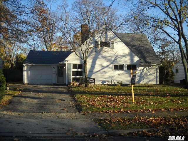 #1 photo, 48 Wander Lane, ナッソー郡 Wantagh , NY 11793