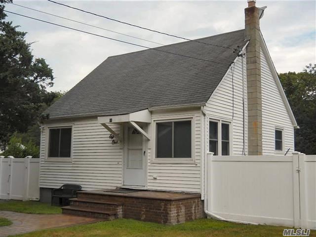 #1 photo, 81 Corbin Avenue, Shirley , NY 11967
