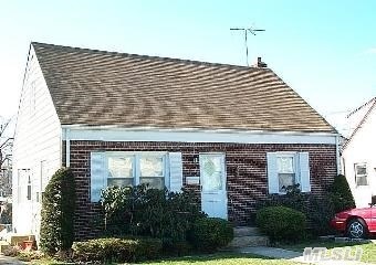 #1 photo, 24 5th Avenue, নাসাউ কাউন্টি Westbury , NY 11590