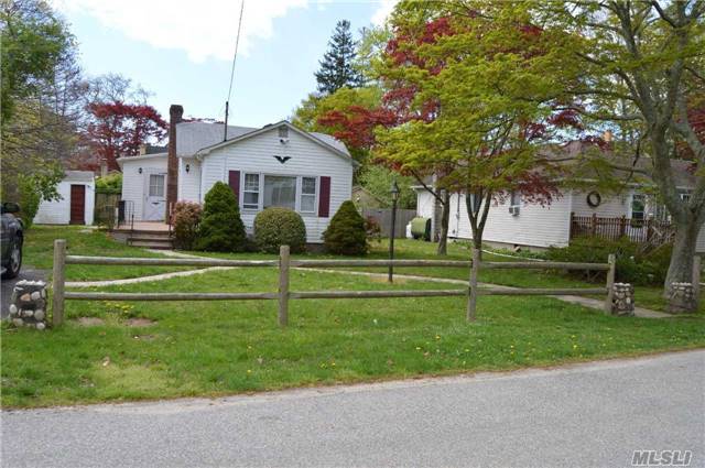 #1 photo, 8 Quogue Road, Mastic Beach , NY 11951