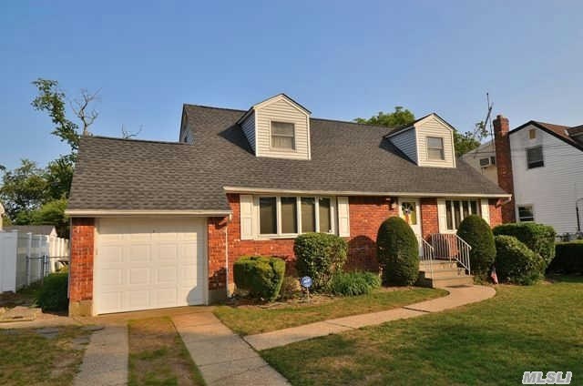 #1 photo, 324 Melville Road, Farmingdale , NY 11735