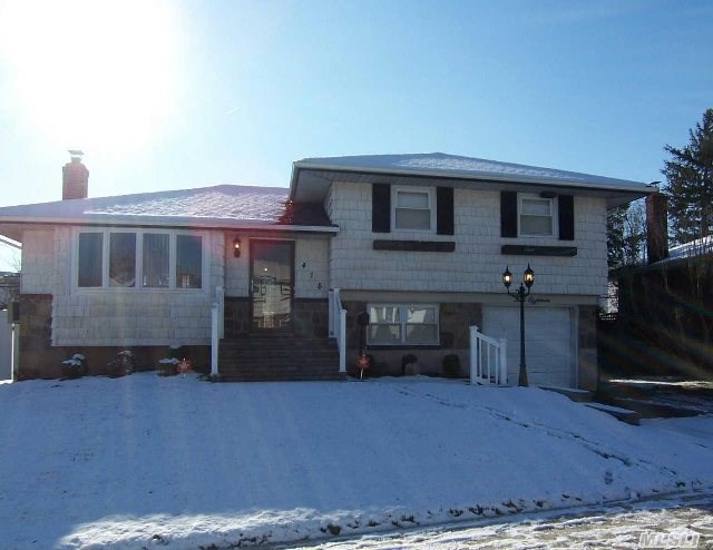 #1 photo, 418 N Queens Avenue, Massapequa , NY 11758