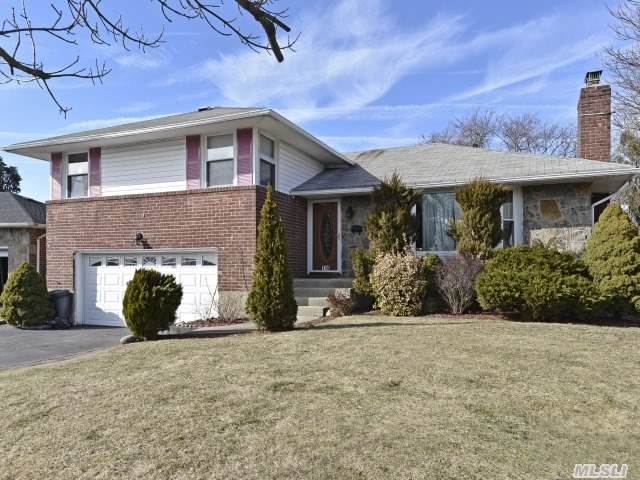 #1 photo, 110 Birchwood Park Drive, ナッソー郡 Syosset , NY 11791