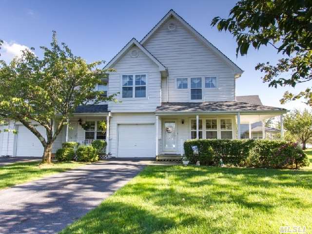 #1 photo, 7 Sunwood Circle, サフォーク郡 Central Islip , NY 11722