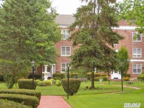 #1 photo, 221 Middle Neck Road, ナッソー郡 Great Neck , NY 11023