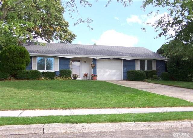 #1 photo, 39 Corvette Road, サフォーク郡 Selden , NY 11784