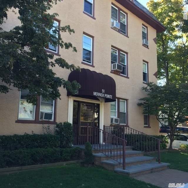 #1 photo, 51 Smith Street, ناسو Merrick , NY 11566