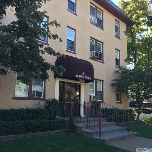 #1 photo, 51 Smith Street, ناسو Merrick , NY 11566