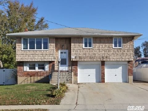 #1 photo, 2877 Bellport Avenue, ناسو Wantagh , NY 11793