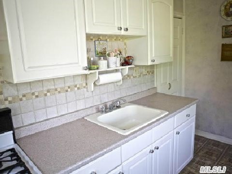 #1 photo, 261-27 Langston Avenue, Glen Oaks , NY 11004