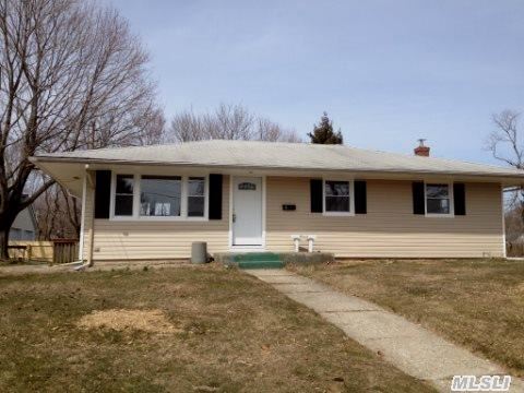 #1 photo, 3 Radburn Lane, Port Jefferson Station , NY 11776