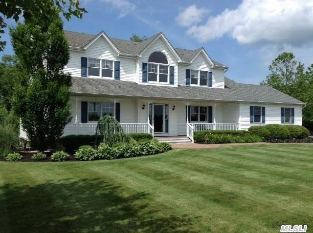 #1 photo, 506 Twomey Avenue, サフォーク郡 Baiting Hollow , NY 11933