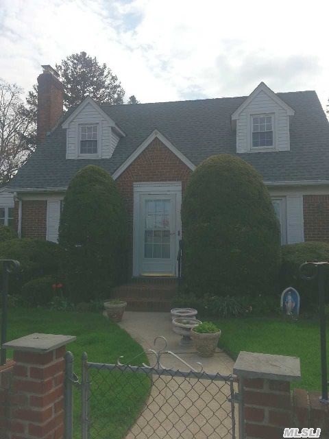 #1 photo, 25 Milton Court, ناسو Rockville Centre , NY 11570