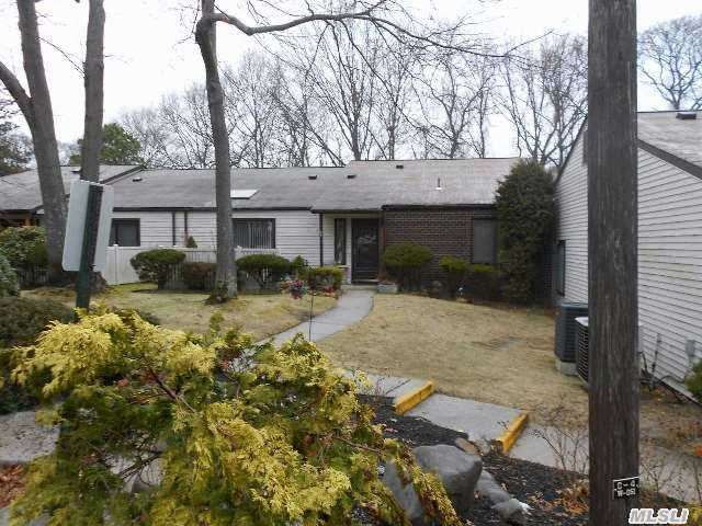 #1 photo, 382 Clubhouse Court, サフォーク郡 Coram , NY 11727
