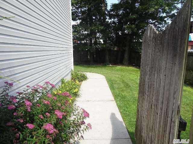 #1 photo, 65 Ohio, Medford , NY 11763