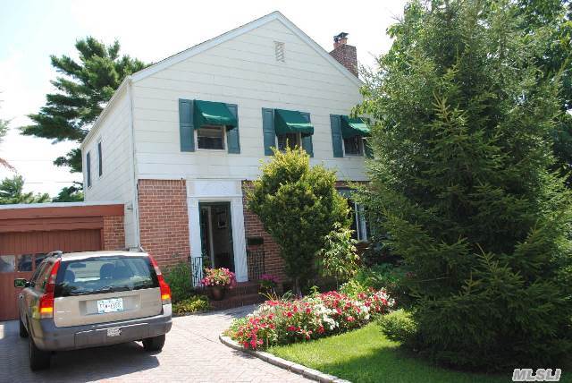 #1 photo, 19 Maple Street, ناسو Garden City , NY 11530