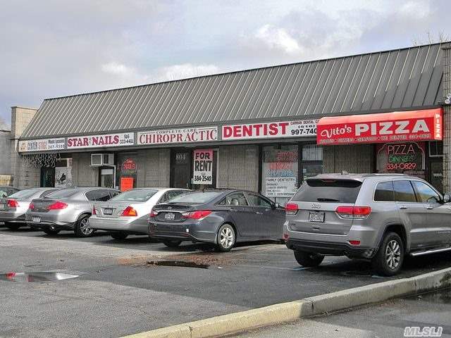 #1 photo, 804 Carman Avenue, 长岛 Westbury , NY 11590