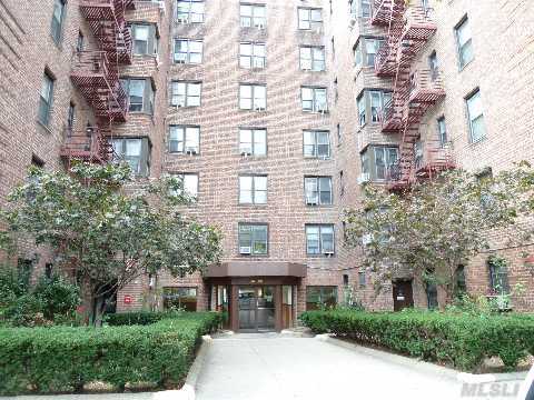 #1 photo, 84-25 Elmhurst Avenue, クイーンズ区 Elmhurst , NY 11373