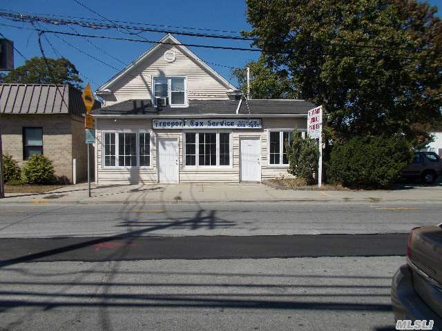 #1 photo, 12 Smith Street, Merrick , NY 11566