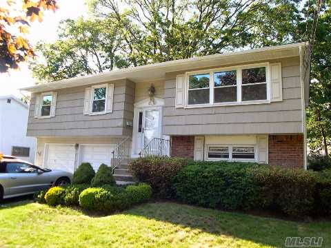 #1 photo, 539 Middle Street, North Babylon , NY 11703