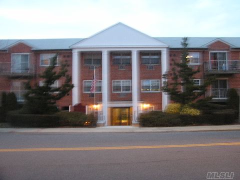 #1 photo, 250 N Village Avenue, Rockville Centre , NY 11570