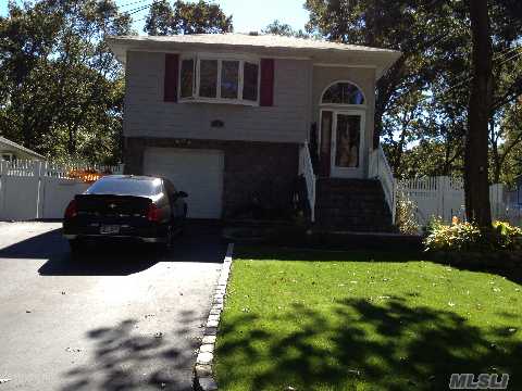 #1 photo, 46 Hazel Avenue, Farmingville , NY 11738