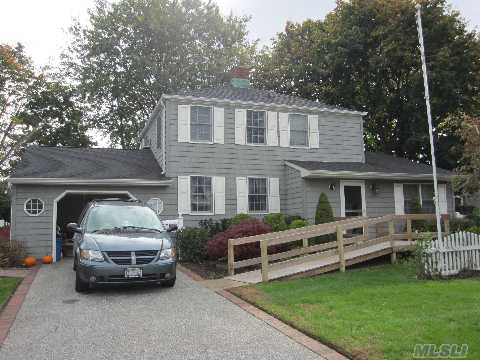 #1 photo, 122 Harvard Street, নাসাউ কাউন্টি Carle Place , NY 11514