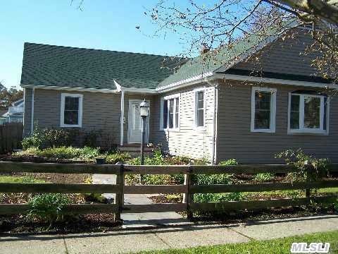 #1 photo, 128 S Clinton Avenue, Bay Shore , NY 11706
