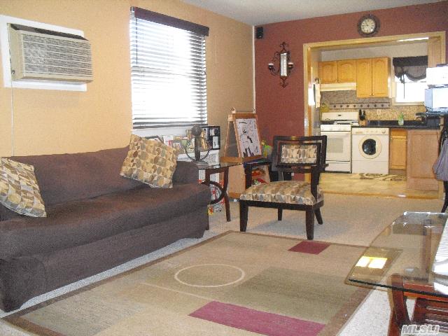 #1 photo, 71-07 Little Neck Parkway, Glen Oaks , NY 11004