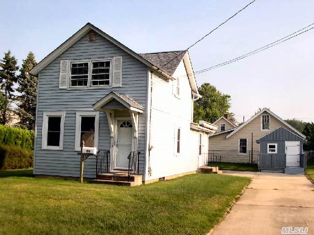 #1 photo, 175 41st Street, Lindenhurst , NY 11757