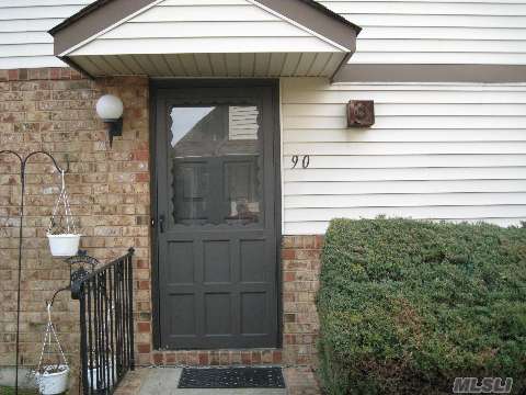 #1 photo, 90 Cottonwood Court, Wantagh , NY 11793
