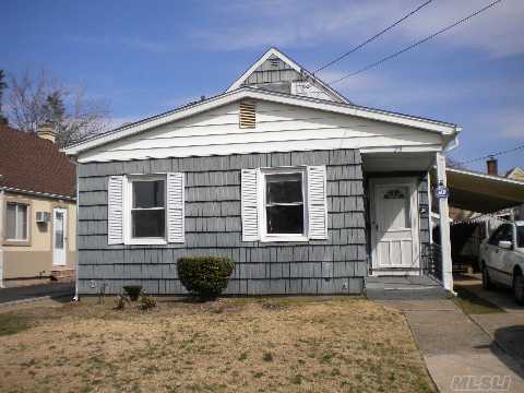 #1 photo, 36 Albany Avenue, নাসাউ কাউন্টি Westbury , NY 11590