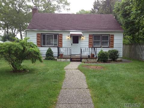 #1 photo, 53 12th Street, Ronkonkoma , NY 11779