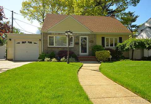 #1 photo, 76 Jenkins Street, ناسو Merrick , NY 11566