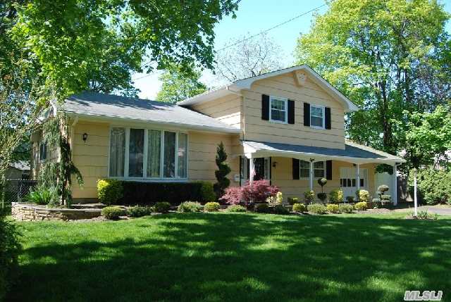 #1 photo, 8 Cooper Lane, सफ़ोक काउंटी Bay Shore , NY 11706